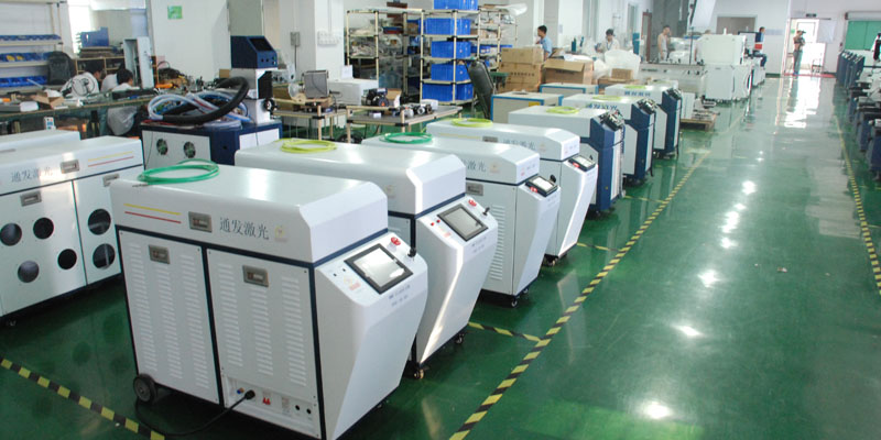 通發(fā)激光TFL-80PF<a href='http://www.dongda88.com/product/2.htm' class='text_a'>光纖<a href='http://www.dongda88.com' class='text_a'>激光焊接機(jī)</a></a>